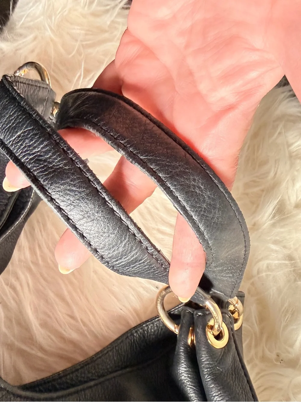 Michael Kors Layton Black Leather Hobo Gold Ring Shoulder